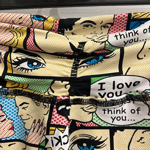 COMIC BOOK ORINT LEGGINGS - Picture 3 of 3